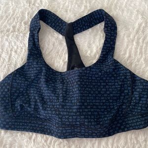 Lululemon sports bra